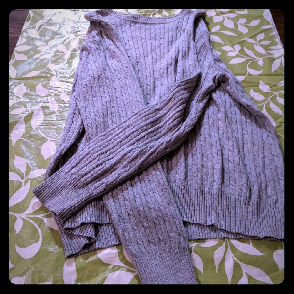 Women's sweater